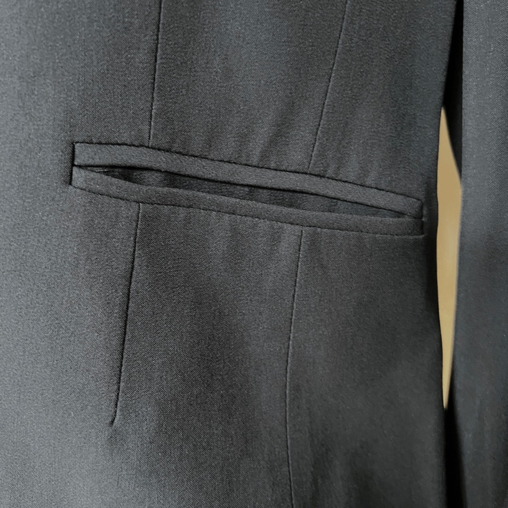 Dark Blue-Black, Lightweight, 2-Button Blazer | Jones New York - Picture 3 of 7